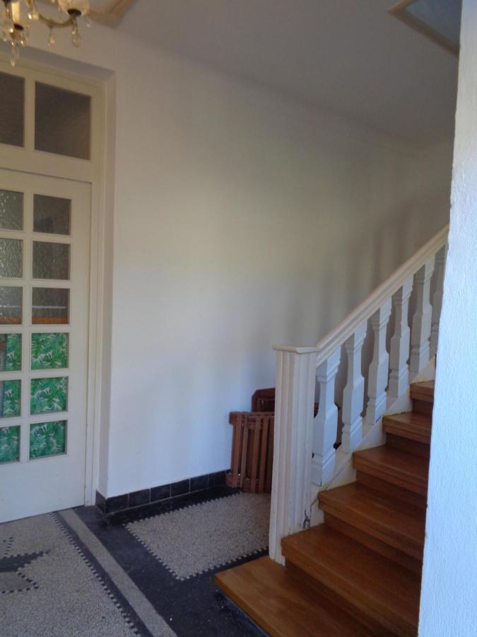Ferienwohnung Altes Pfarrhaus Mit Flair Und Moselblick برونبيبيرغ المظهر الخارجي الصورة